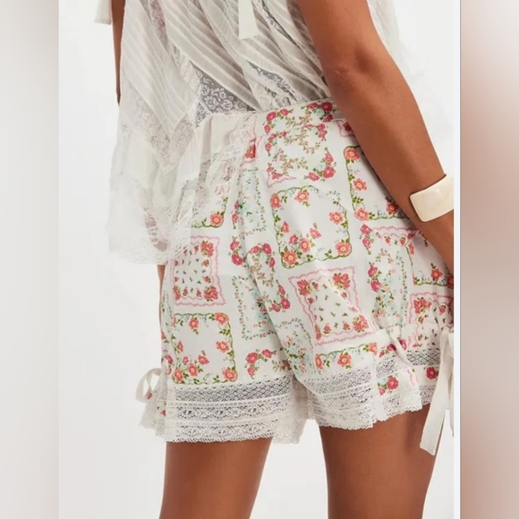 Free People Bow Side Blooming Lace Shorts.  Floral Print - Picture 8 of 8
